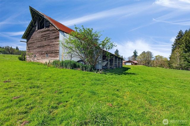 26 Dodge Meadow Drive, Cathlamet, WA 98612
