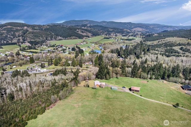 26 Dodge Meadow Drive, Cathlamet, WA 98612