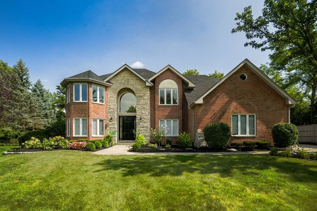 13701 Oak Tree Lane, Lemont, IL 60439