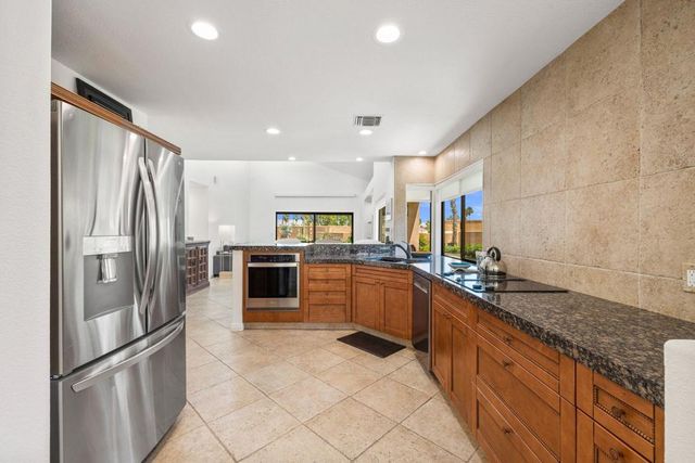73416 Mariposa Drive, Palm Desert, CA 92260