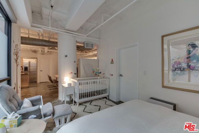 330 W 11th Street C03, Los Angeles, CA 90015