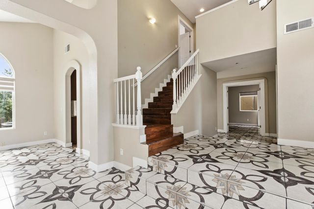 1848 N Erickson Cir, Stockton, CA 95206