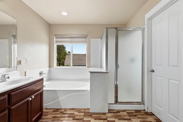 1848 N Erickson Cir, Stockton, CA 95206
