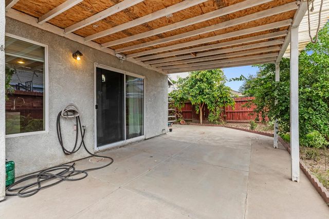 1848 N Erickson Cir, Stockton, CA 95206