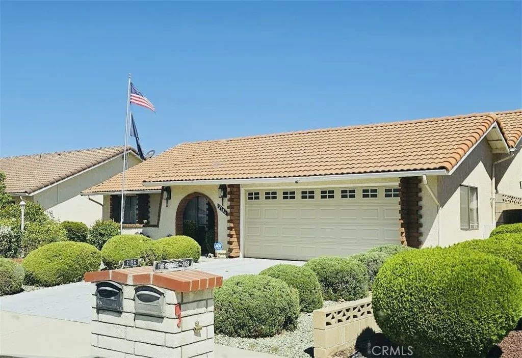 2186 Redwood Drive, Hemet, CA 92545
