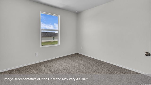 308 WINDFLOWER COVE, Luling, TX 78648