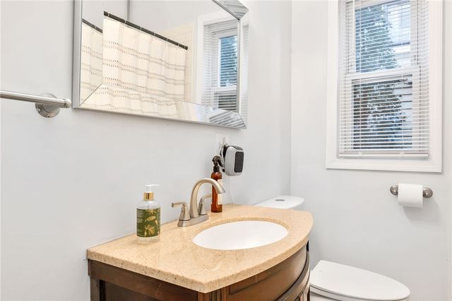 90 University Avenue, Providence, RI 02906