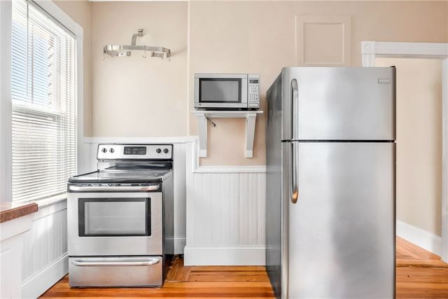 90 University Avenue, Providence, RI 02906