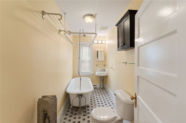 90 University Avenue, Providence, RI 02906