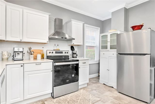 90 University Avenue, Providence, RI 02906