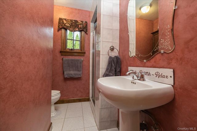 15 Brevoort Place, Rockville Centre, NY 11570