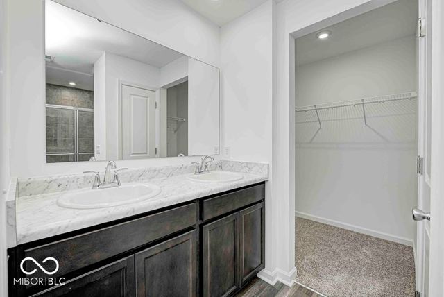 2032 Oak Terrace Drive, Shelbyville, IN 46176