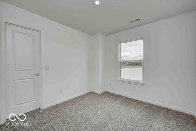 2032 Oak Terrace Drive, Shelbyville, IN 46176