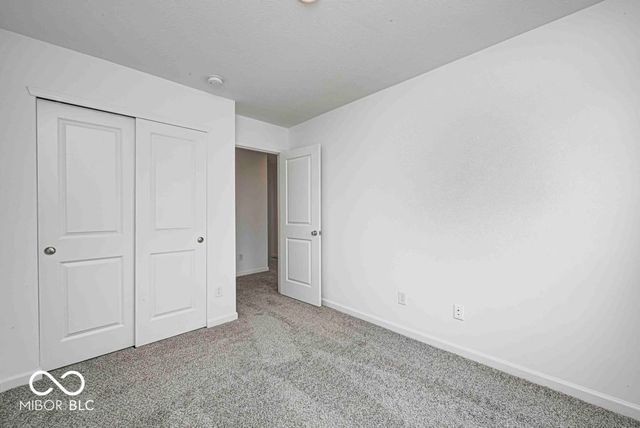 2032 Oak Terrace Drive, Shelbyville, IN 46176