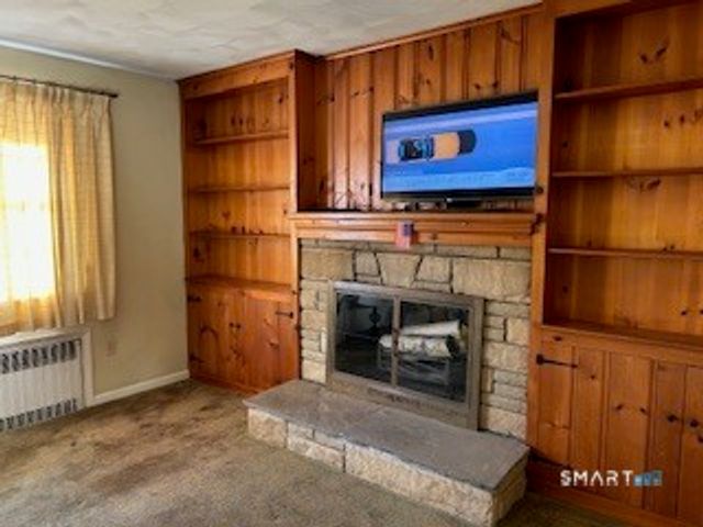 11 Edgewood Road, Portland, CT 06480