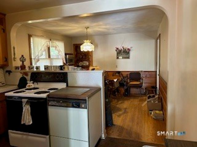 11 Edgewood Road, Portland, CT 06480