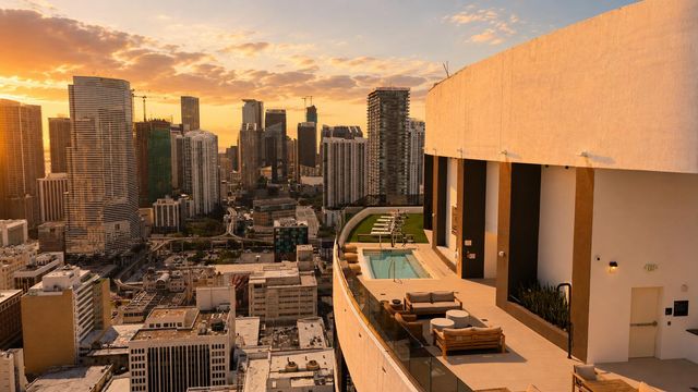 225 N Miami Avenue 2002, Miami, FL 33128
