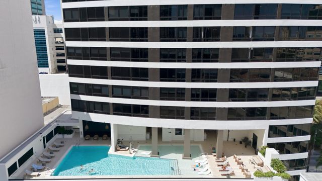 225 N Miami Avenue 2002, Miami, FL 33128