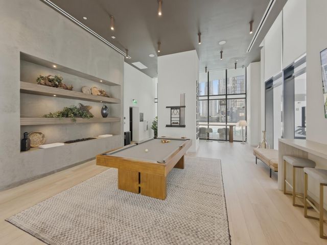 225 N Miami Avenue 2002, Miami, FL 33128