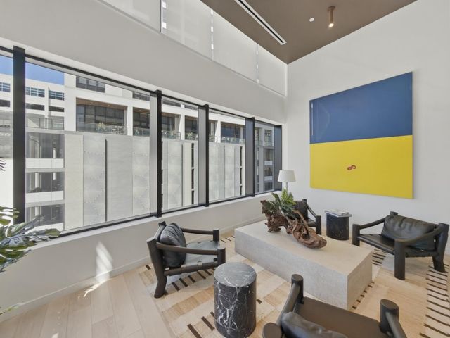 225 N Miami Avenue 2002, Miami, FL 33128