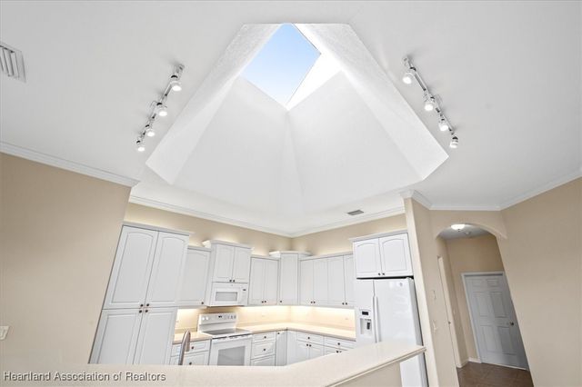 2808 Briarwood Lane, Sebring, FL 33875