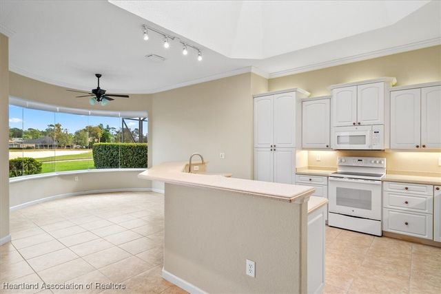 2808 Briarwood Lane, Sebring, FL 33875