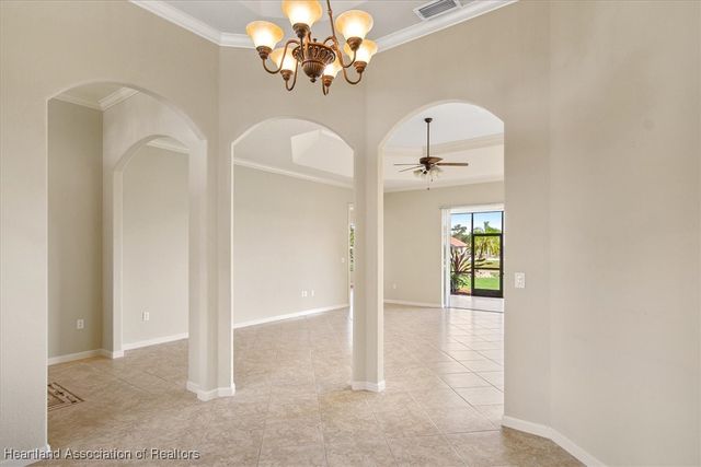 2808 Briarwood Lane, Sebring, FL 33875