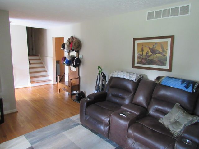 637 Cromwell Way, Lexington, KY 40503