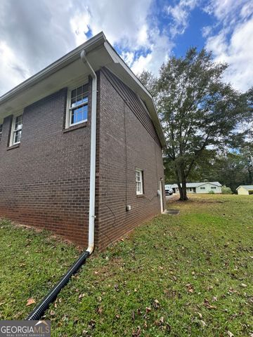 3827 Sherwood Drive, Douglasville, GA 30135