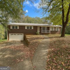 3827 Sherwood Drive, Douglasville, GA 30135