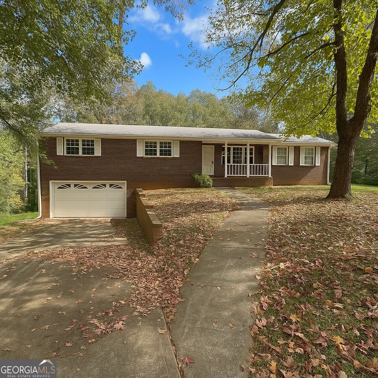 3827 Sherwood Drive, Douglasville, GA 30135