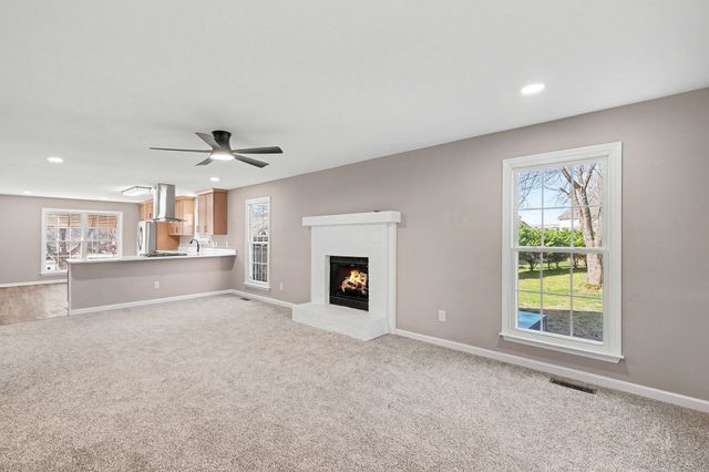 1611 Annie Ln, Columbia, TN 38401