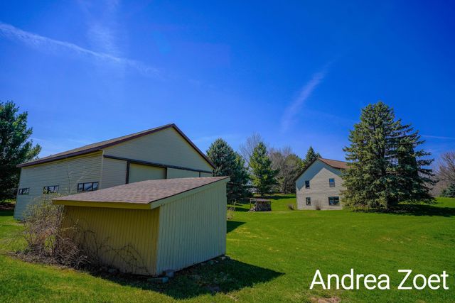 9571 Kraft Avenue SE, Caledonia, MI 49316