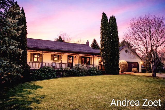 9571 Kraft Avenue SE, Caledonia, MI 49316