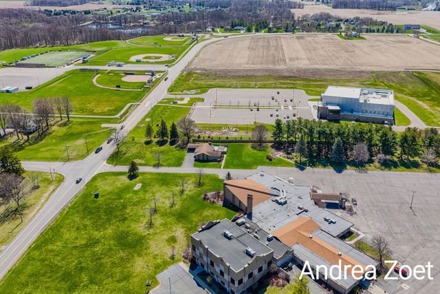9571 Kraft Avenue SE, Caledonia, MI 49316