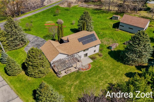 9571 Kraft Avenue SE, Caledonia, MI 49316