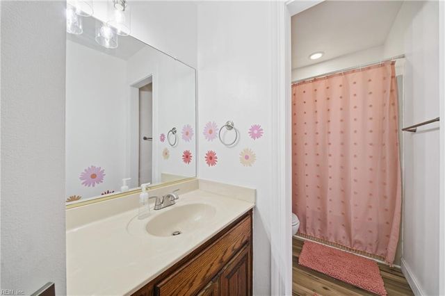 1719 N River Creek LNDG, Suffolk, VA 23434