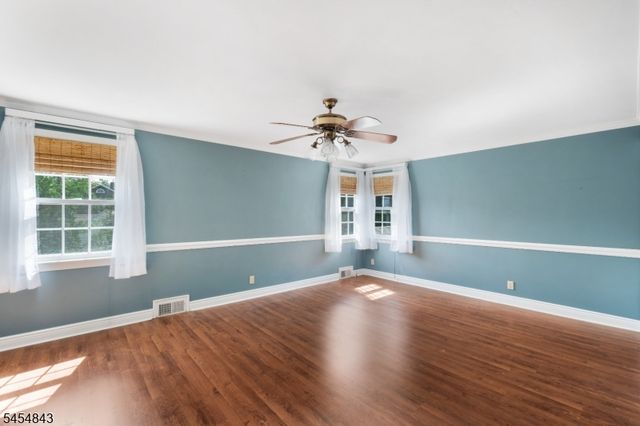 52 Olcott Ave, Bernardsville Boro, NJ 07924