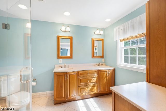 52 Olcott Ave, Bernardsville Boro, NJ 07924