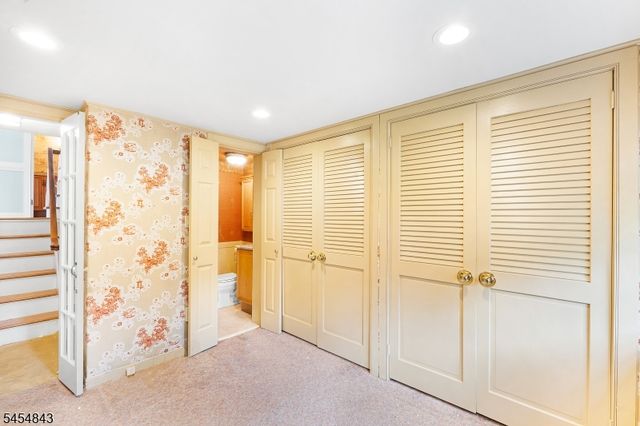 52 Olcott Ave, Bernardsville Boro, NJ 07924