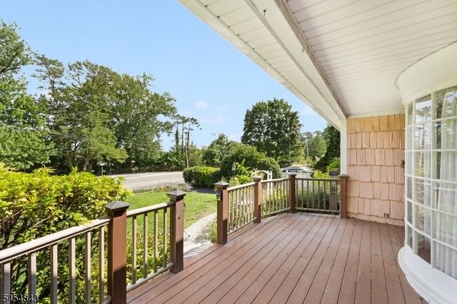 52 Olcott Ave, Bernardsville Boro, NJ 07924