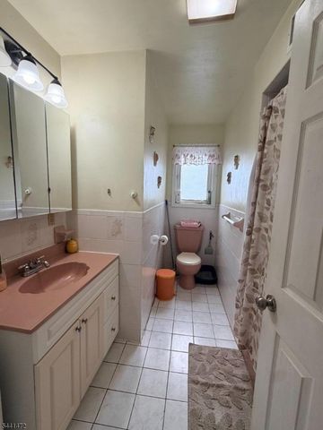 47 Cleveland St, Belleville Twp., NJ 07109
