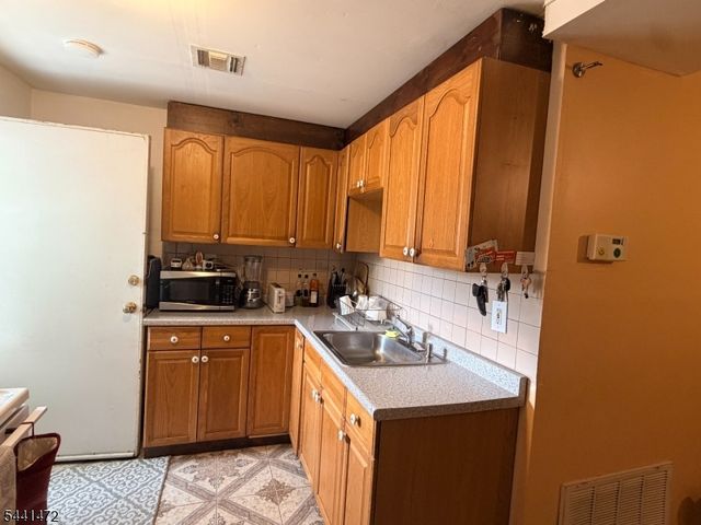 47 Cleveland St, Belleville Twp., NJ 07109