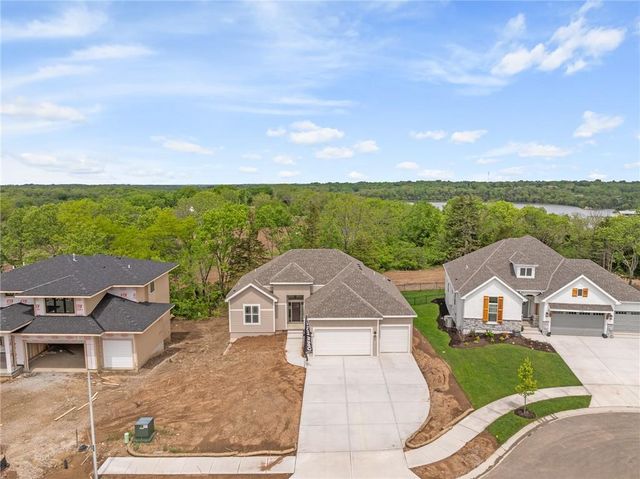 25102 W 141st Street, Olathe, KS 66061