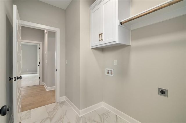 25102 W 141st Street, Olathe, KS 66061