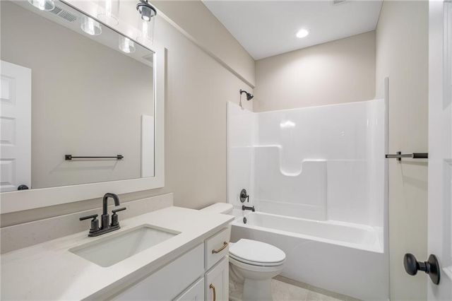 25102 W 141st Street, Olathe, KS 66061