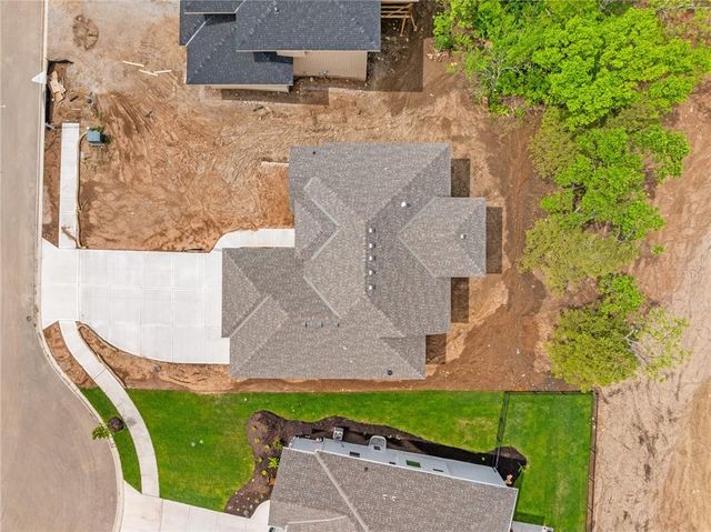 25102 W 141st Street, Olathe, KS 66061