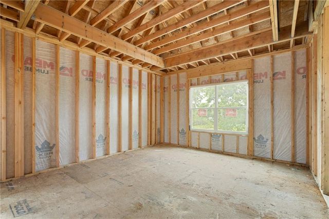 25102 W 141st Street, Olathe, KS 66061