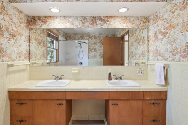 3333 Halsey Street, Eau Claire, WI 54701