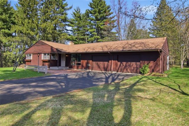 3333 Halsey Street, Eau Claire, WI 54701